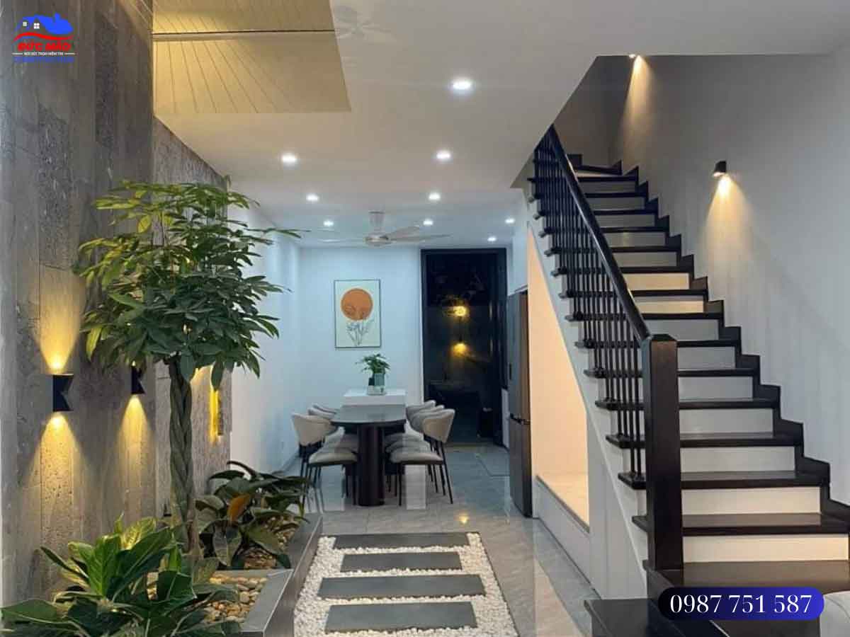 Hoàn thiện ngôi nhà kiến trúc đẹp diện tích 5x20m cho chị Mỹ tại Dĩ An, Bình Dương